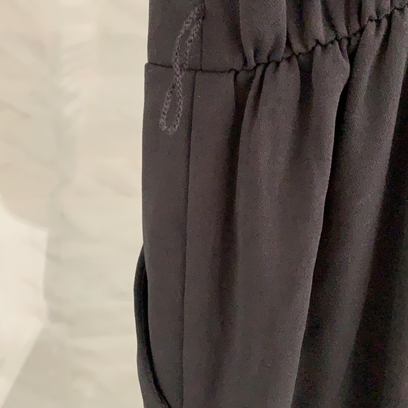 NWT | Black sleeveless vneck jumpsuit - Picture 10 of 12